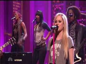 Avril Lavigne Girlfriend (Saturday Night Live 2007) (HD)